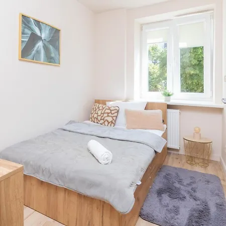 Mokotow Reytan By Renters Warsaw