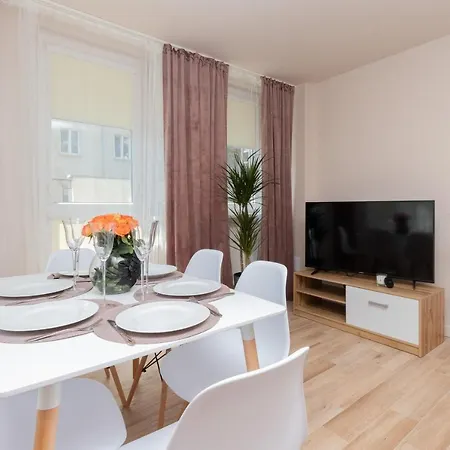 Lägenhet Mokotow Reytan By Renters Warszawa